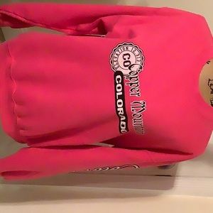 Female medium souvenir pink sweat shirt. NWOT